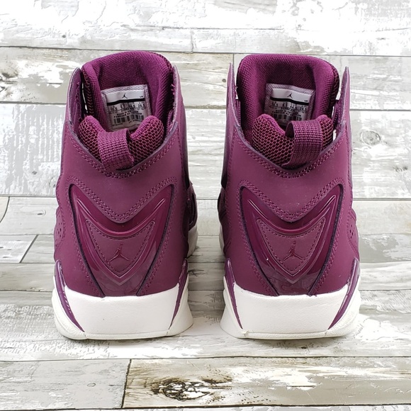Jordan True Flight Mens Basketball Shoe Red Maroon - Picture 7 of 8